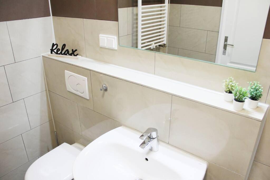 Secret Hideaways Wood Lodge Mit Kinderzimmer Messe L City L Flughafen L Hbf دوسبرغ المظهر الخارجي الصورة